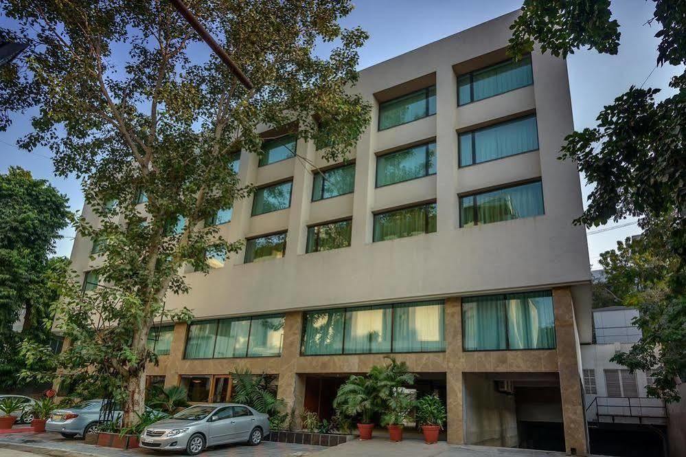The President-A Boutique Hotel Ahmedabad Exterior foto